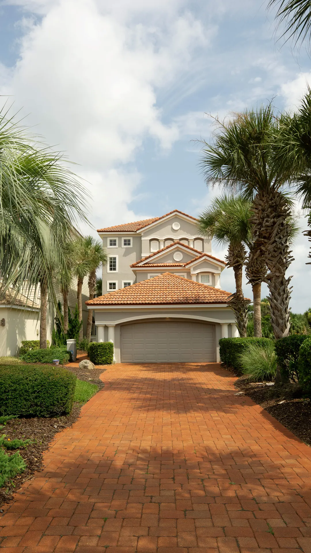 Estate home